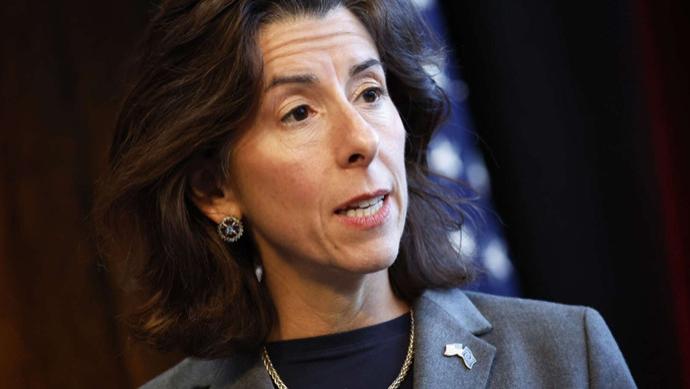 美国商务部长雷蒙多对华为的“不安”与中美科技较量，华为的新动作引起美国高层的关注