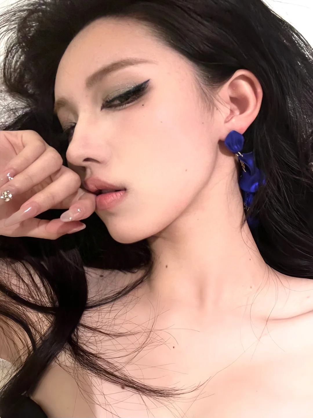 come on kiss me
我躺…