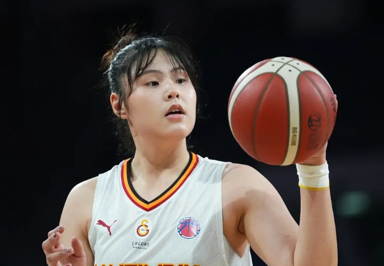 不可思议，中国篮球传来1条重要消息：

中国女篮的核心——李月汝，今日在土耳其女