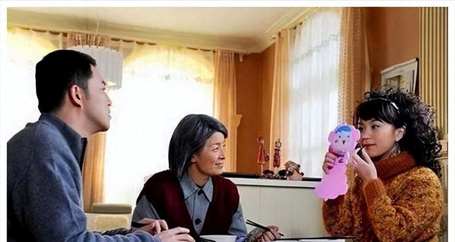 丈母娘要30万彩礼，婆家要求婚检，女友怒斥“太欺负人”
张强和李晓恋爱三年，感情