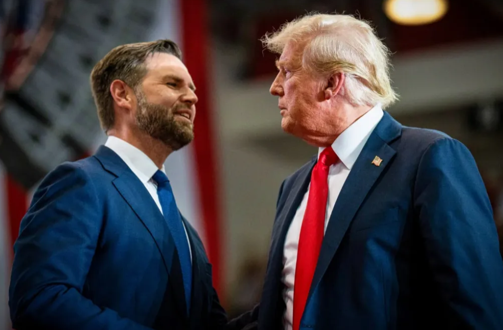 特朗普还没就职，准副总统万斯就开始威胁盟友了

第一，从国际关系的本质来看，这一