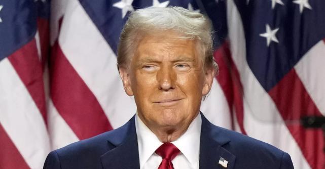 美联储给川普一个耳光，美国铤而走险，莫斯科提醒中美或有一战？
前美国总统特朗普，