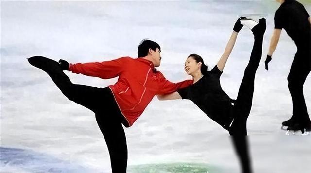 冰上情侣携手走过14年,退役后不再往来,没意外今生不会再有交集(冰上恋人图片)-第9张图片-九妖电影 冰上情侣携手走过14年,退役后不再往来,没意外今生不会再有交集(冰上恋人图片)-第9张图片-九妖电影