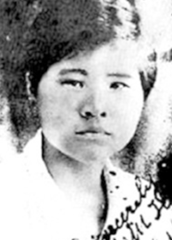 1937年3月26日，日军对安顺花进行了惨无人道的审讯，撕扯掉她的头发，砍掉双手