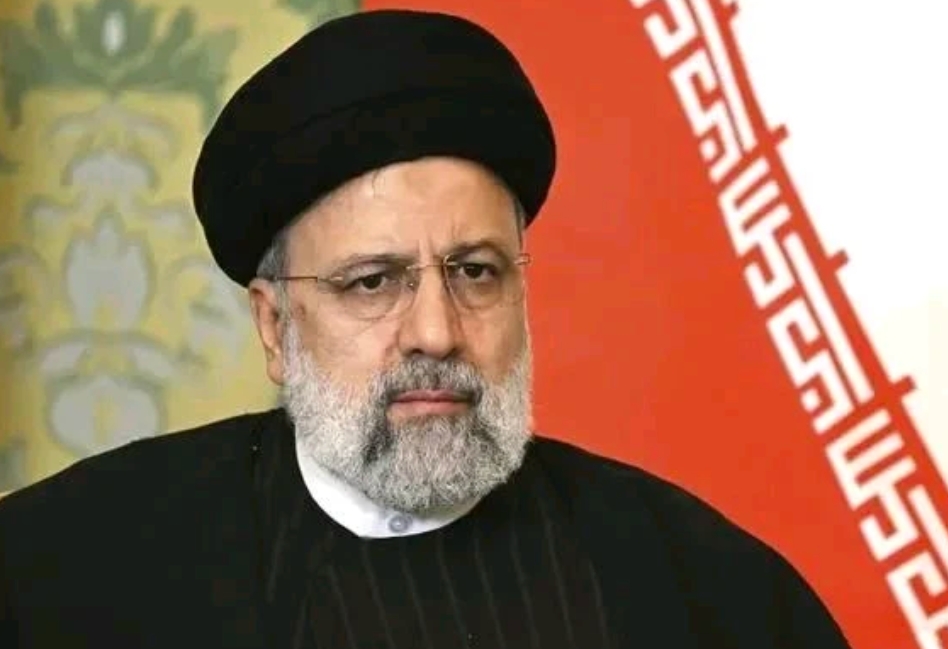 以色列这次炸了伊朗的大使馆，真的是一部臭棋。近日，伊朗民众举行反以集会，要求对以