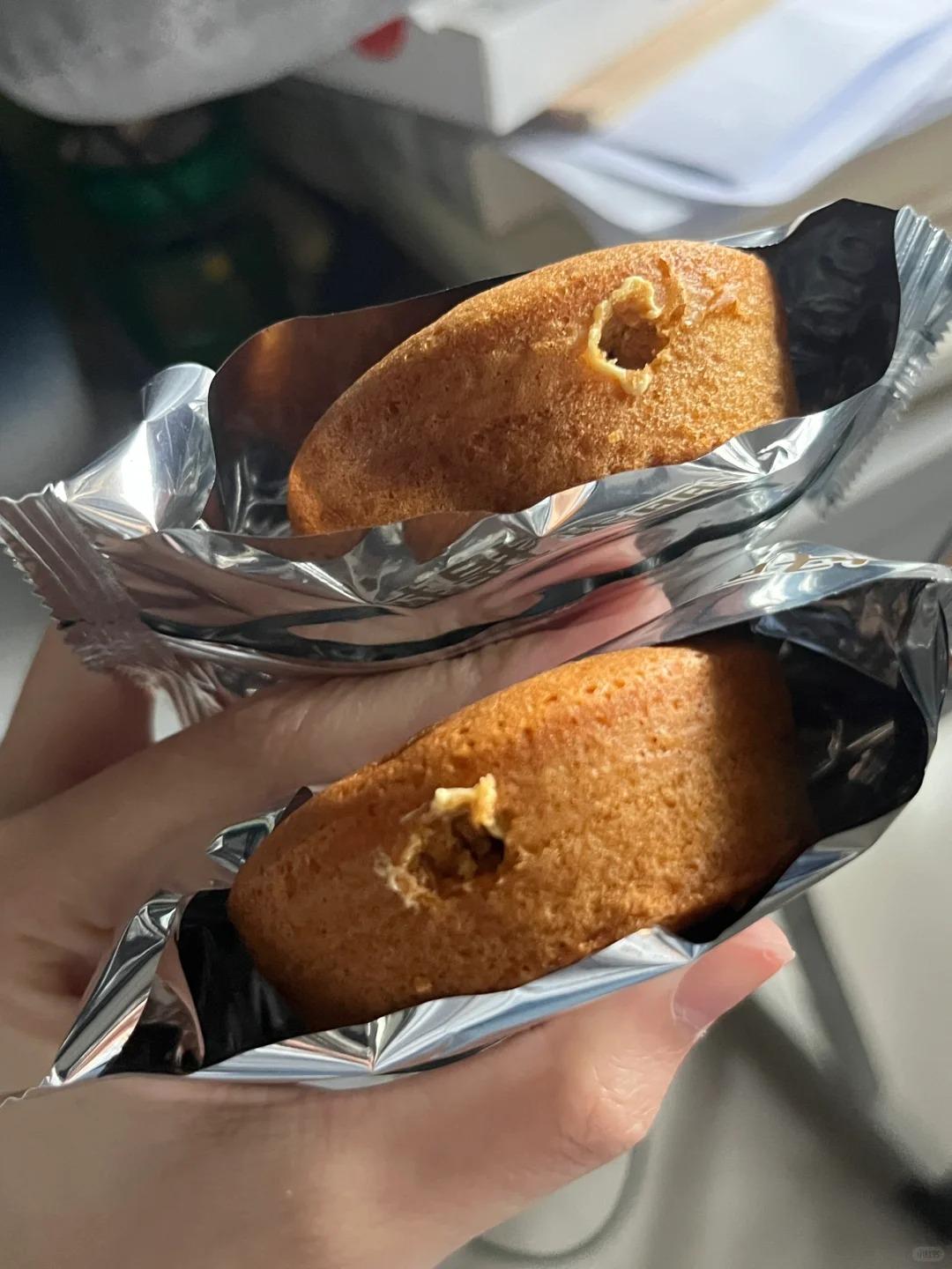 连开两个提拉米苏都有洞
好丽友提拉米苏为啥有个洞啊
一百个都市传说和食品安全案件
