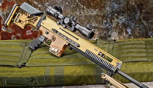 MK20全名为：MK20 SSR狙击辅助步枪，由比利时FN旗下在21世纪初期设计