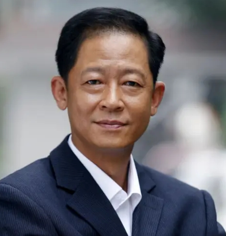 王志文有一句台词:“老鼠偷了人类的大米，人们说它狡猾；人类偷了蜜蜂的蜂蜜，却说它