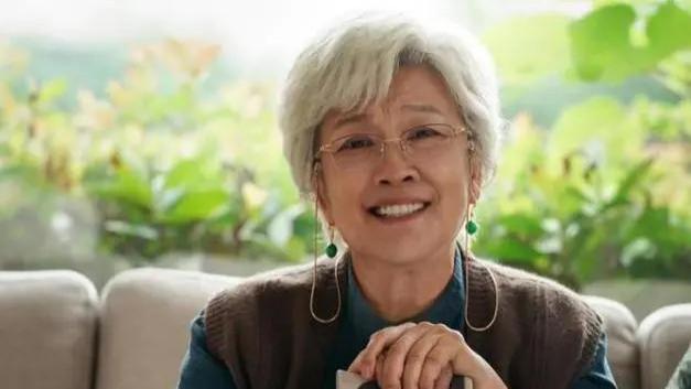 宋春丽：因事业丧失生育能力，丈夫不离不弃46年，61岁靠领养圆母亲梦