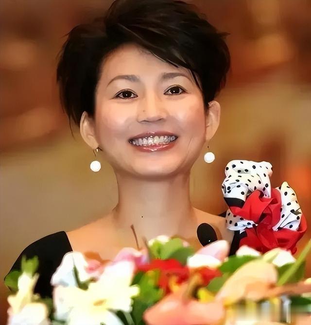 王小丫:余生好好走,著名央视主持人,病床上20字留言催人泪下(王小y怎么不见了)-第15张图片-九妖电影 王小丫:余生好好走,著名央视主持人,病床上20字留言催人泪下(王小y怎么不见了)-第15张图片-九妖电影