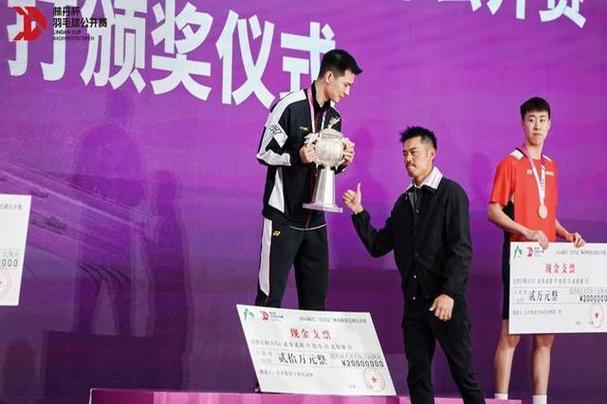 没有哪项运动像羽毛球那样，等级分得如此清晰，真的是无可比拟！