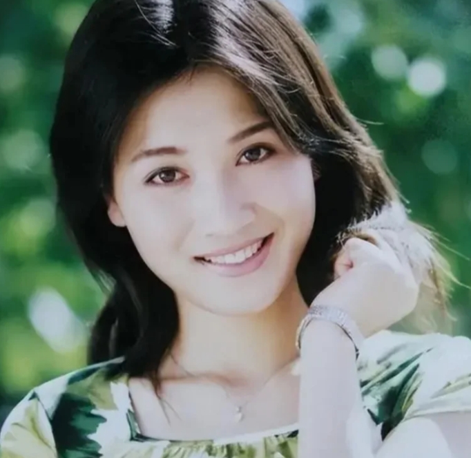 她和女儿相依为命