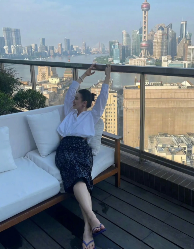 宋佳，173cm，在东方之珠。