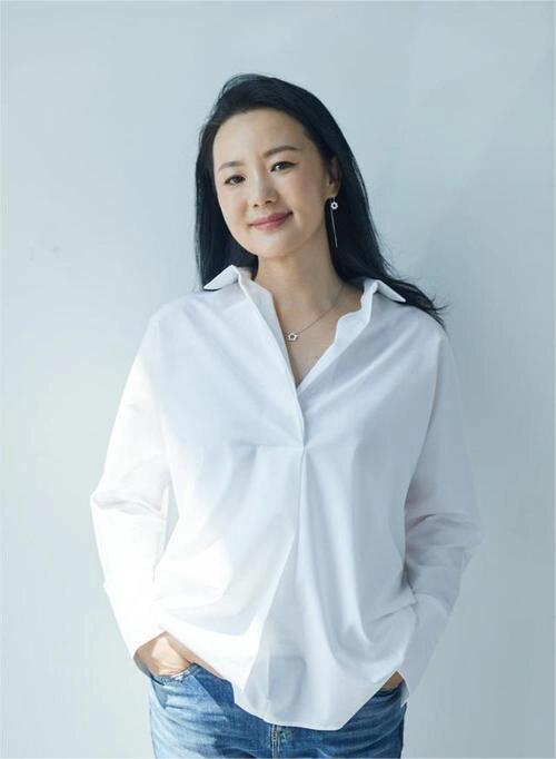 咏梅：低调，温婉端庄，气质优雅实力演员