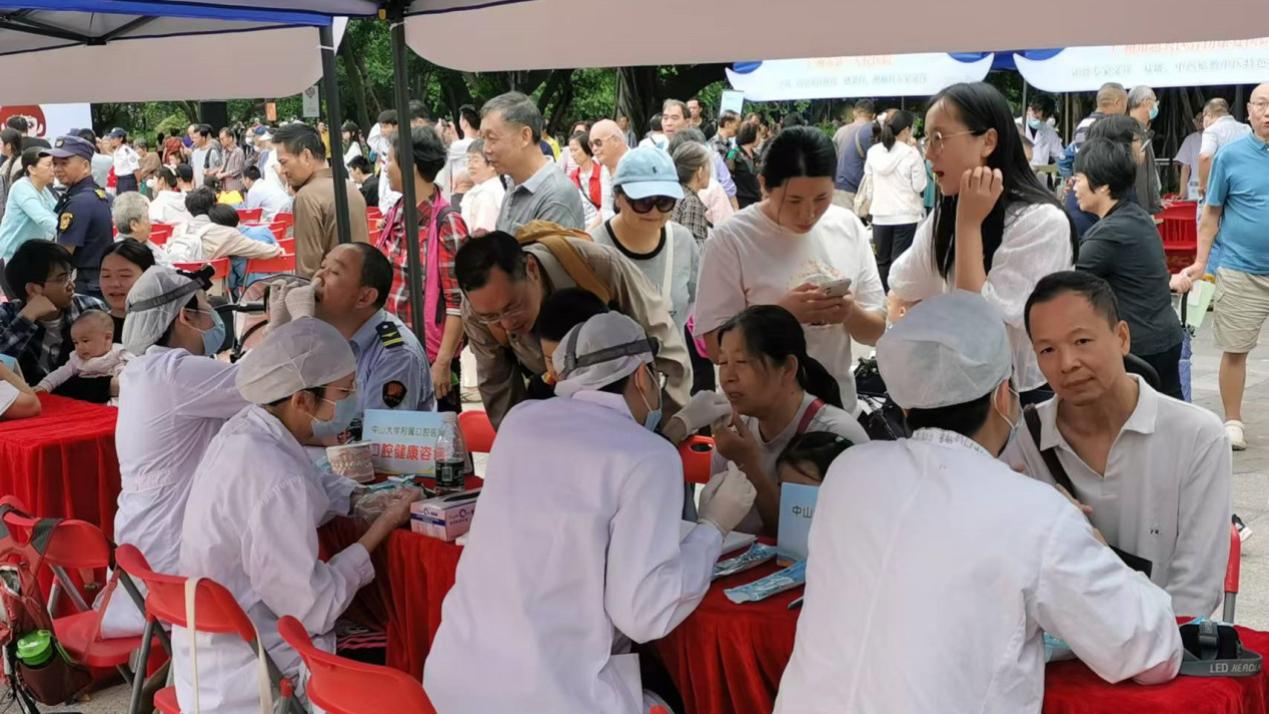 【南星报道】南星慈善会积极参与越秀区健康教育周宣传活动，助力社区健康生活