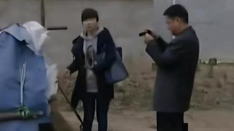 13岁男孩无父无母，三姑好心将他收养，事后才发现没那么简单