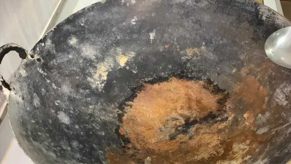 最近好多地方的财政收支都搞得挺紧张的。重庆等地提出了“砸锅卖铁”“壮士断腕”的决