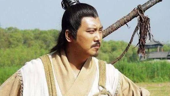 古代长枪的“枪杆”是用啥做的？并非铁棍，普通士兵根本用不起