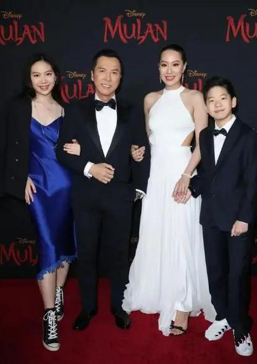 那年，甄子丹离婚后，前妻梁静慈突然发现自己怀孕了，她想要复婚，甄子丹却说：“孩子