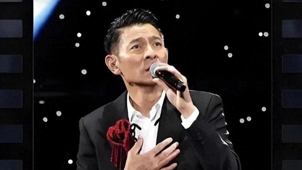 偷鸡不成蚀把米！刘德华媚共艺人？台湾民众暴怒，王定宇被骂臭！
