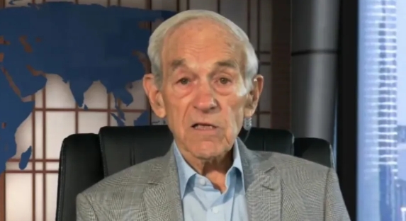 想动美联储，想到当年的肯尼迪了吗？

特朗普：总统应当有权参与美联储的利率决策，