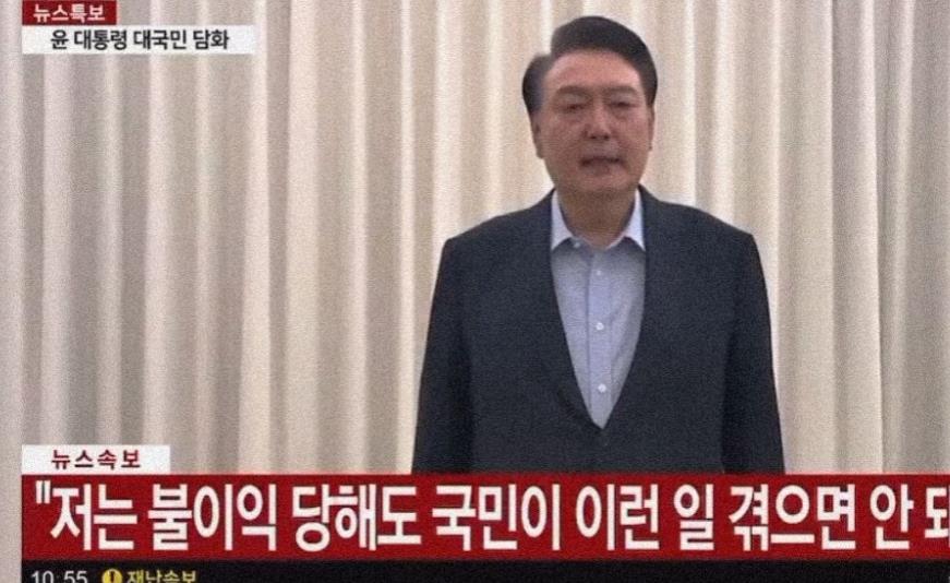 尹锡悦被捕，美国划清界限，赖清德、马科斯看到都该心惊了

尹锡悦被捕后#尹锡悦被