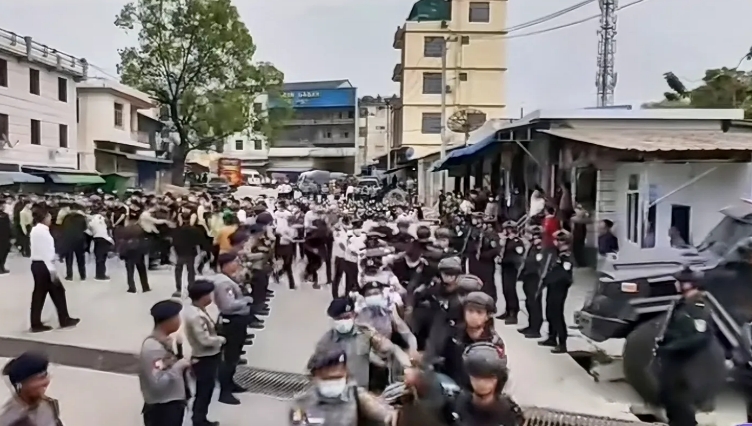 触目惊心，骇人听闻啊！

据泰国警方统计：每年有大约7万名华人被从泰国卖到缅甸妙