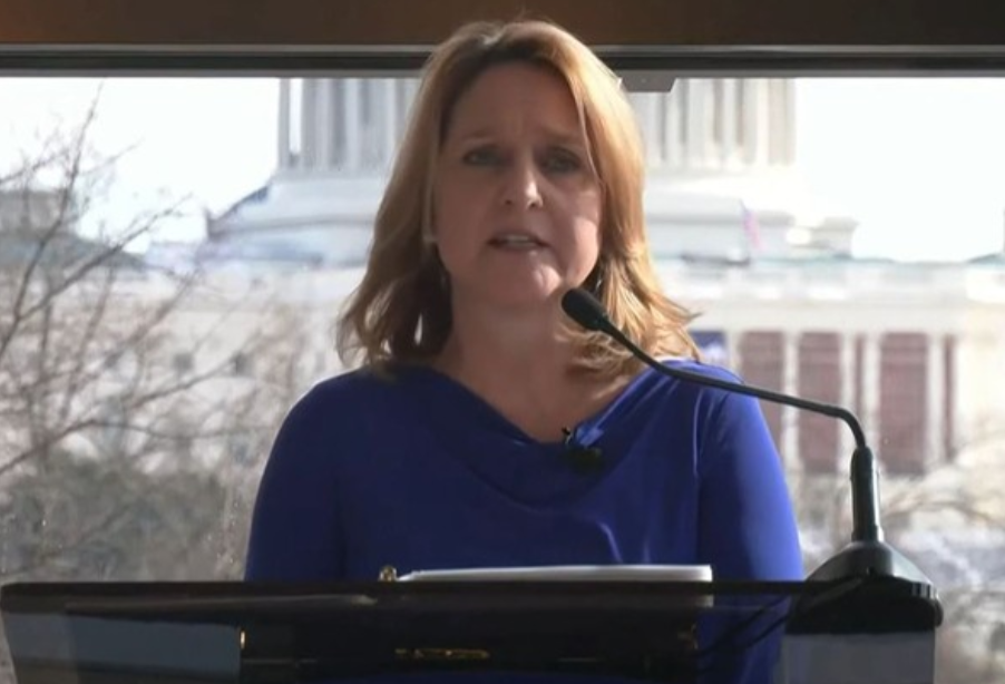 再过十天即将下台的美国副防长希克斯（Kathleen H. Hicks）10日发