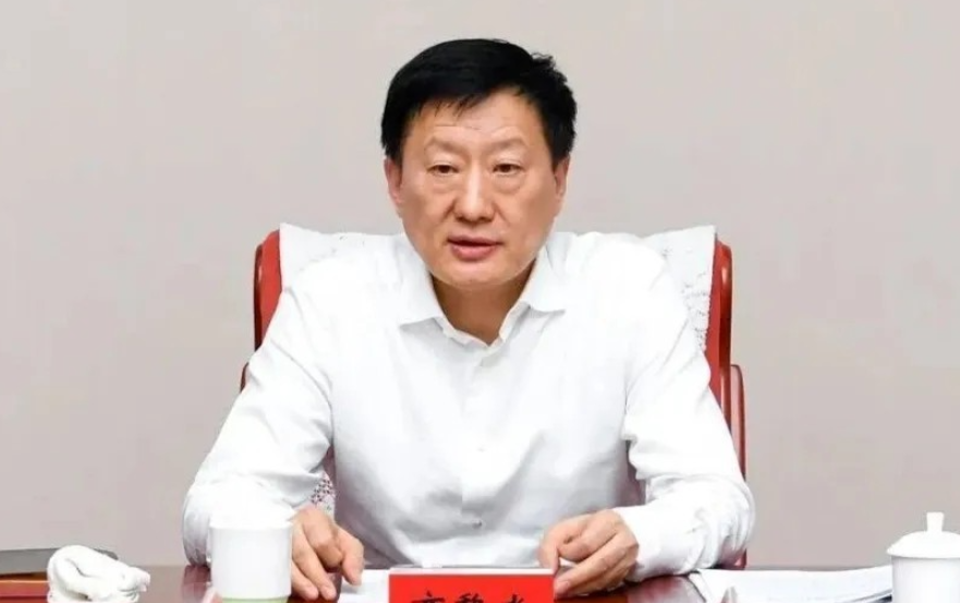 在落马13个月之后，商黎光迎来一审开庭，从1999年担任河北省纪委常委、秘书长开