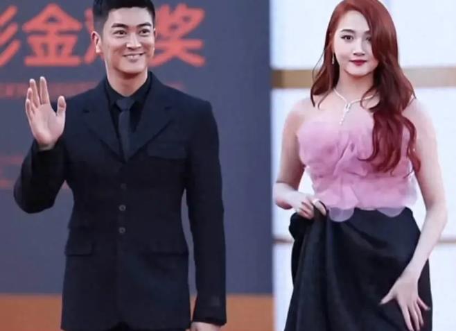 多数人都承认关晓彤她是好看的，但她的大多数造型确实让人眼前一黑。
 
明明有着优