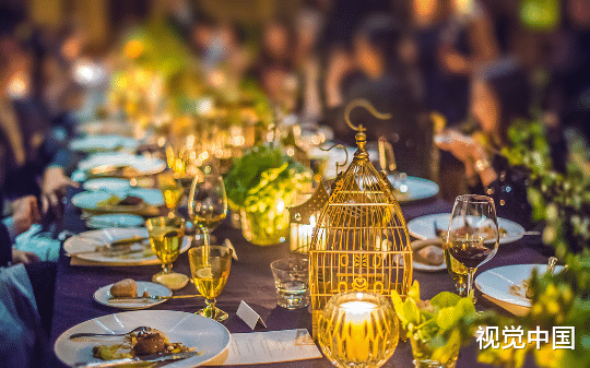 丈夫在新婚夜追忆小青梅，我也没闲着，在婚后和他的对手畅谈人生