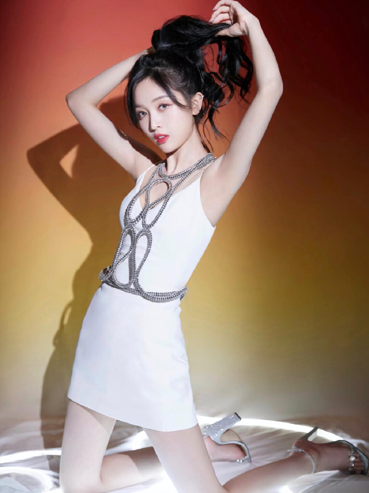 甜美可爱吴宣仪