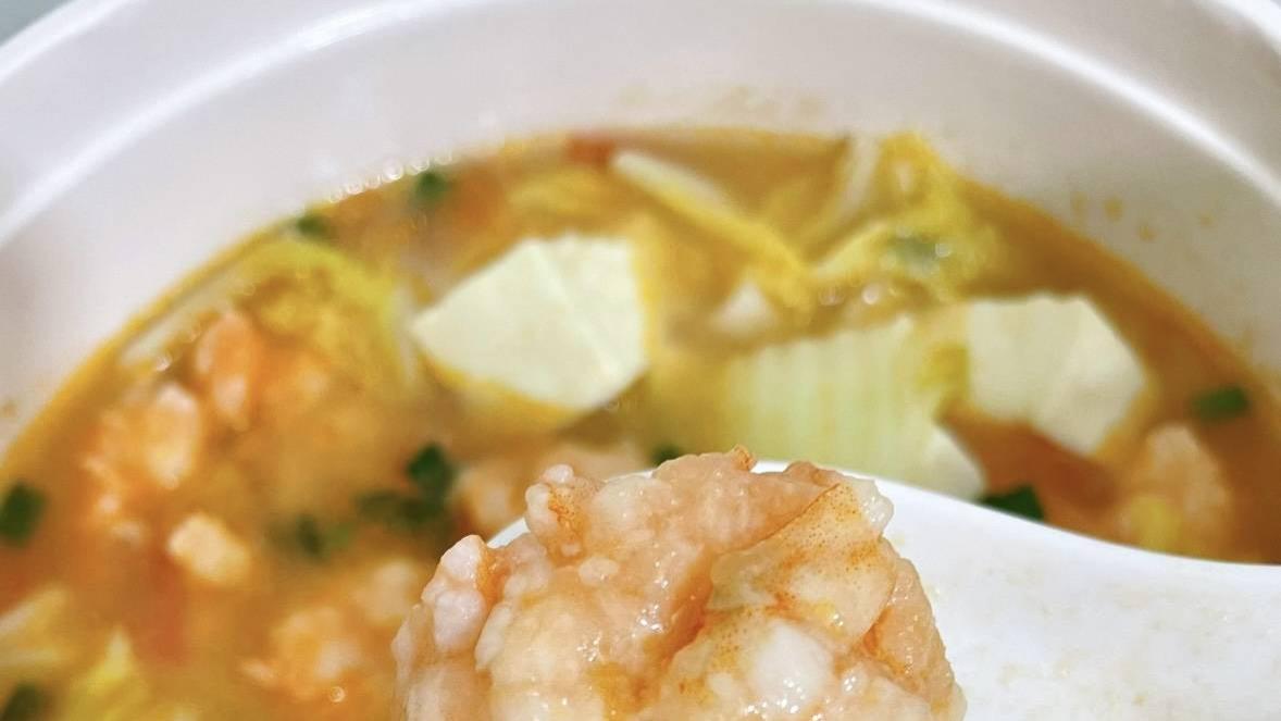 自制番茄虾滑汤：轻松几步，在家享受餐厅级美味！