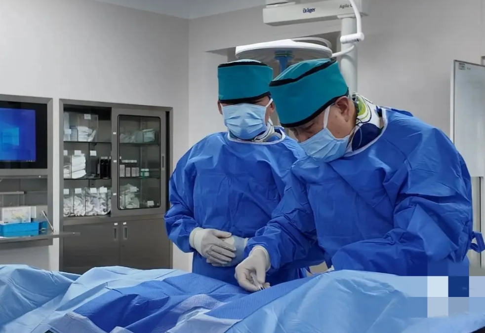 明明可以抢的！贵州遵义，男子隐私部位不舒服，花费49元进行检查。医生告诉男子，情