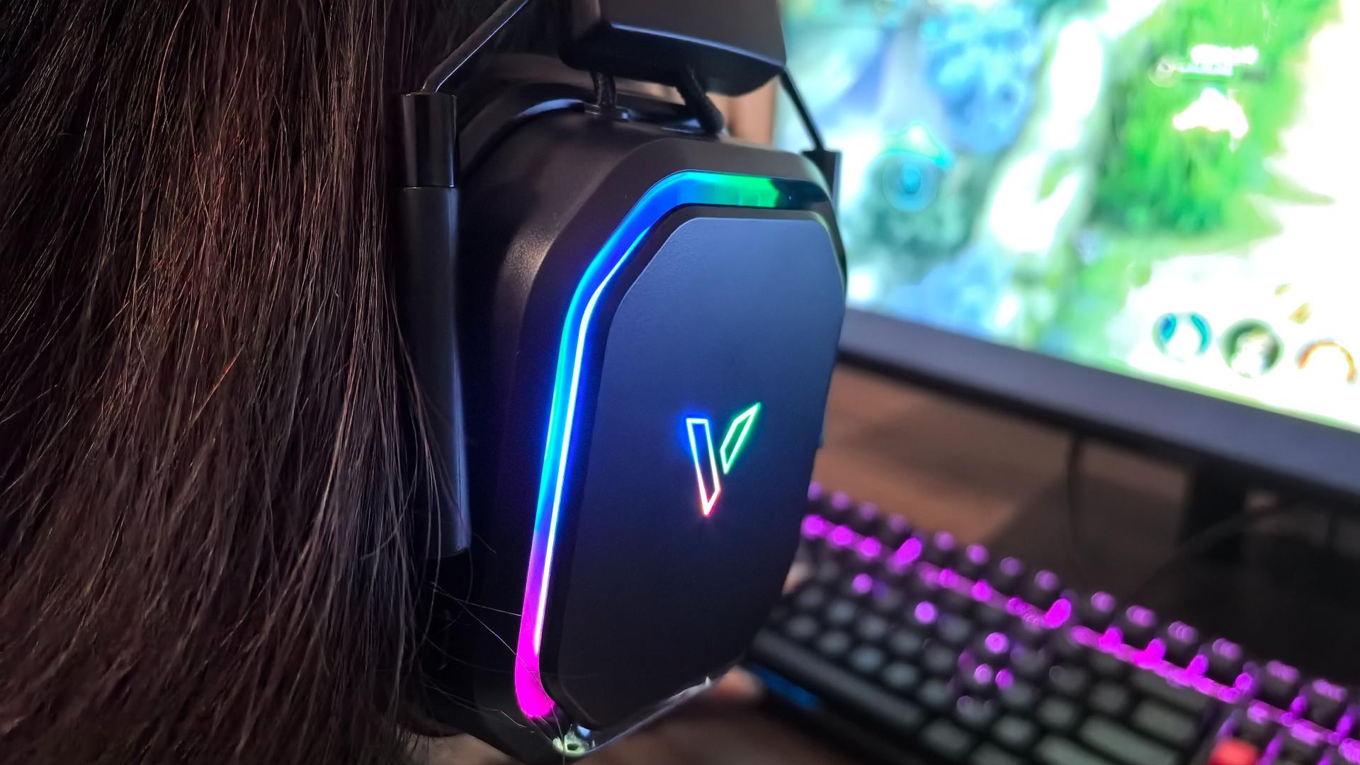 雷柏 VH850：多模无线RGB，音质卓越还舒适