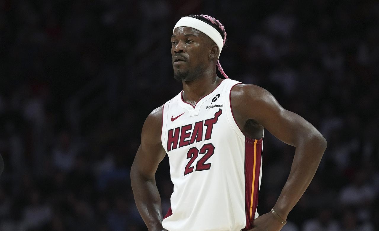 太阳巨额合同锁定巴特勒？杜巴联手或成定局，太阳王朝要崛起？
在NBA的转会风云中