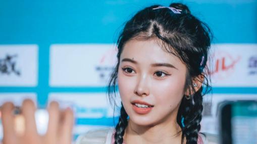 赛场奇迹？吴艳妮直言对手快如闪电，她竟只能望其项背！