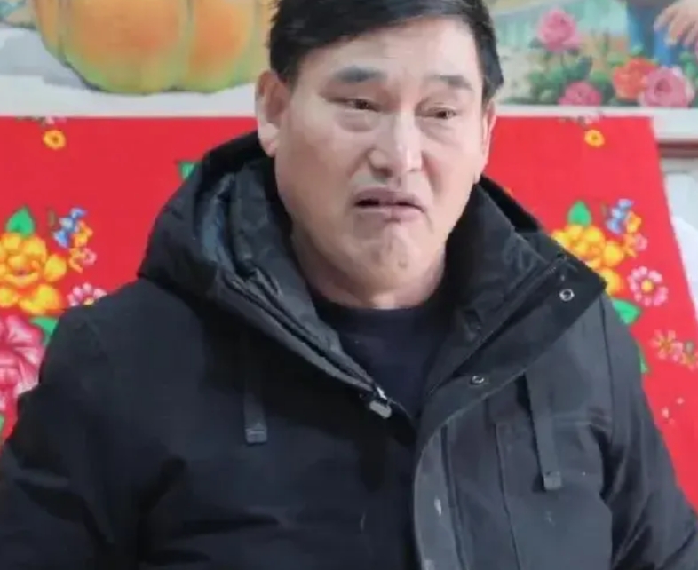 网暴别人四年，竟狡辩只是头脑一热
朱之文案件正待宣判，更多细节被扒出。
1.从2