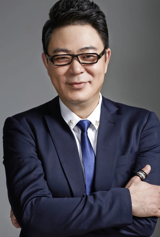 高亚麟与魏嘉：一场娱乐圈的利益纠葛