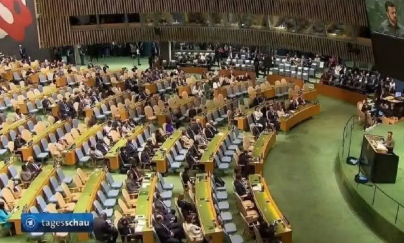 联大演讲，犹泽收获几乎空场。
这就是为什么第一届乌克兰和平大会以失败告终，想开第