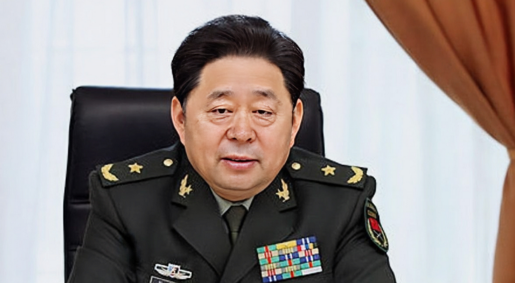 中将伪造红二代的身份，敛财300多亿，刘源震怒：我宁可不要乌纱帽，也要将他拿下！
