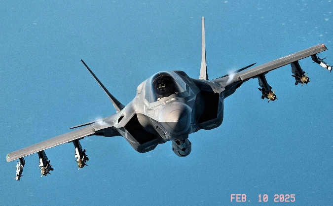 美国啪啪打脸了吧！

美国F-35隐形战机前不久进入南海领空，美国人以为这下稳了