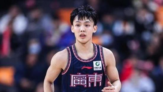 CBA全明星投票第二周结果出炉 胡金秋票王 徐杰第二 小胡落后郭艾伦