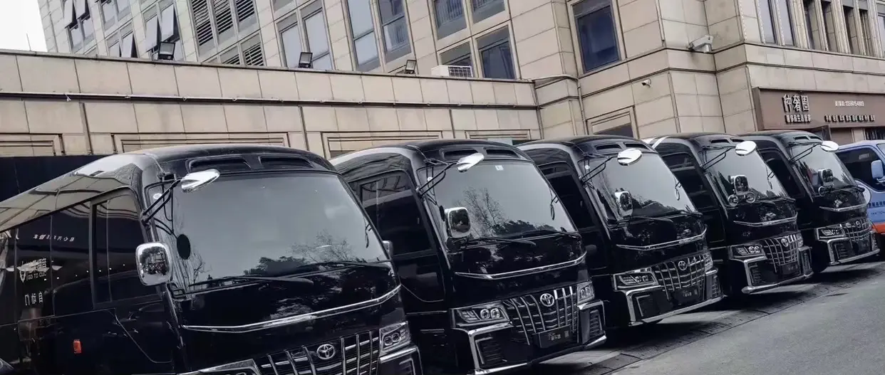 网上那么多黑理想的，怎么从来没人黑这个呢?