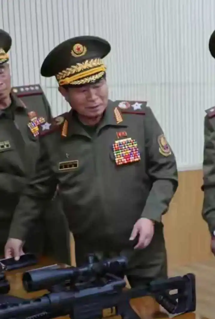 这是俄军吗，不，不是