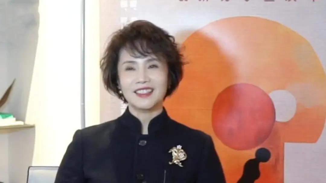 央视徐俐真是人间清醒！高情商回应原同事带货，尊重但不适合我