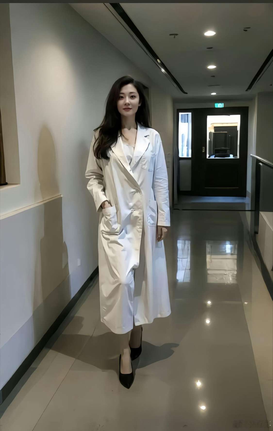 上班的时候我是一名医生，脱下衣服，我也想做个小女人啊！