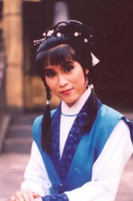 杨盼盼：有“女版成龙”之称