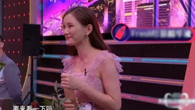 20年前的“国民初恋”却一朝沦为“柜姐”，她却活出了真正的自我（国民初恋 小说）-第1张图片-九妖电影