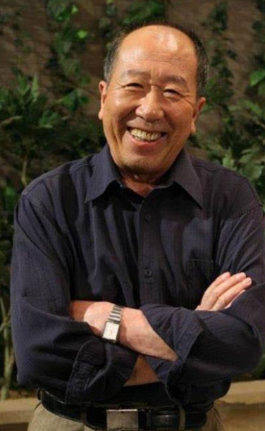 雷恪生：艺坛常青树，家庭幸福守护者